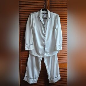 Natori White and Black Silky Pajama Set